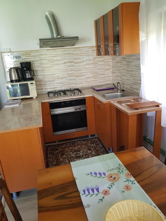 La Bunicu Villa Polovragi Eksteriør billede