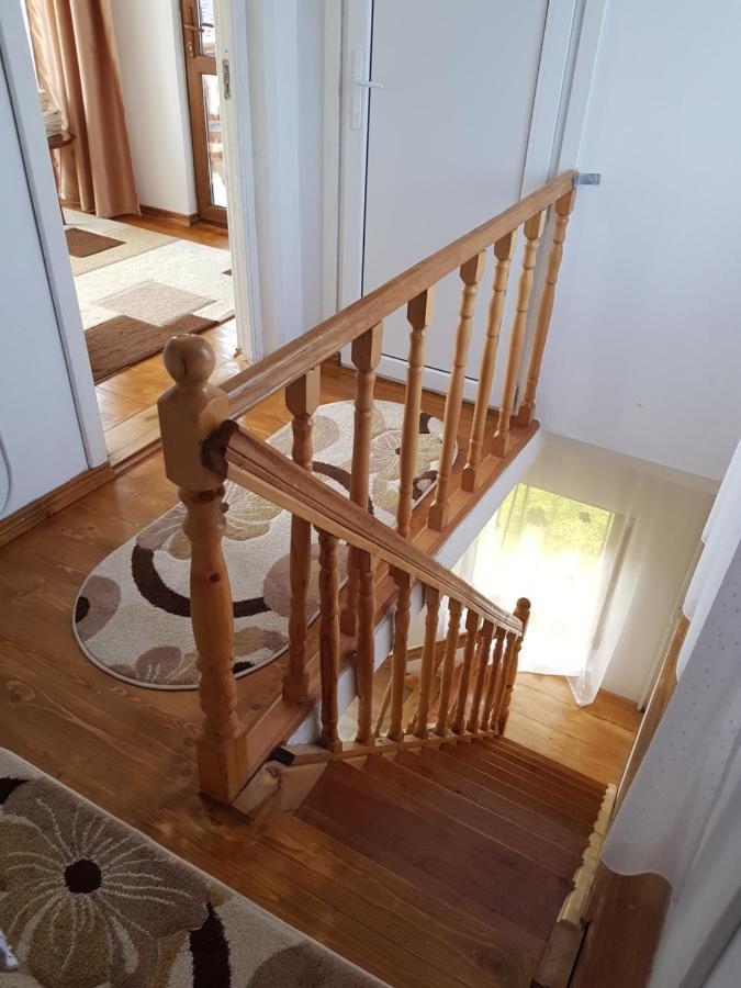 La Bunicu Villa Polovragi Eksteriør billede