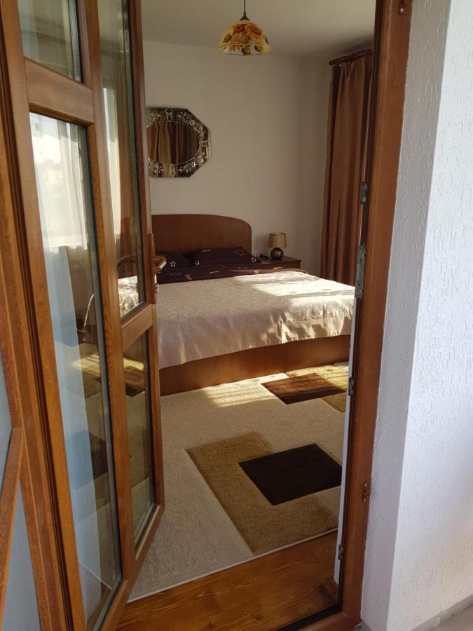 La Bunicu Villa Polovragi Eksteriør billede